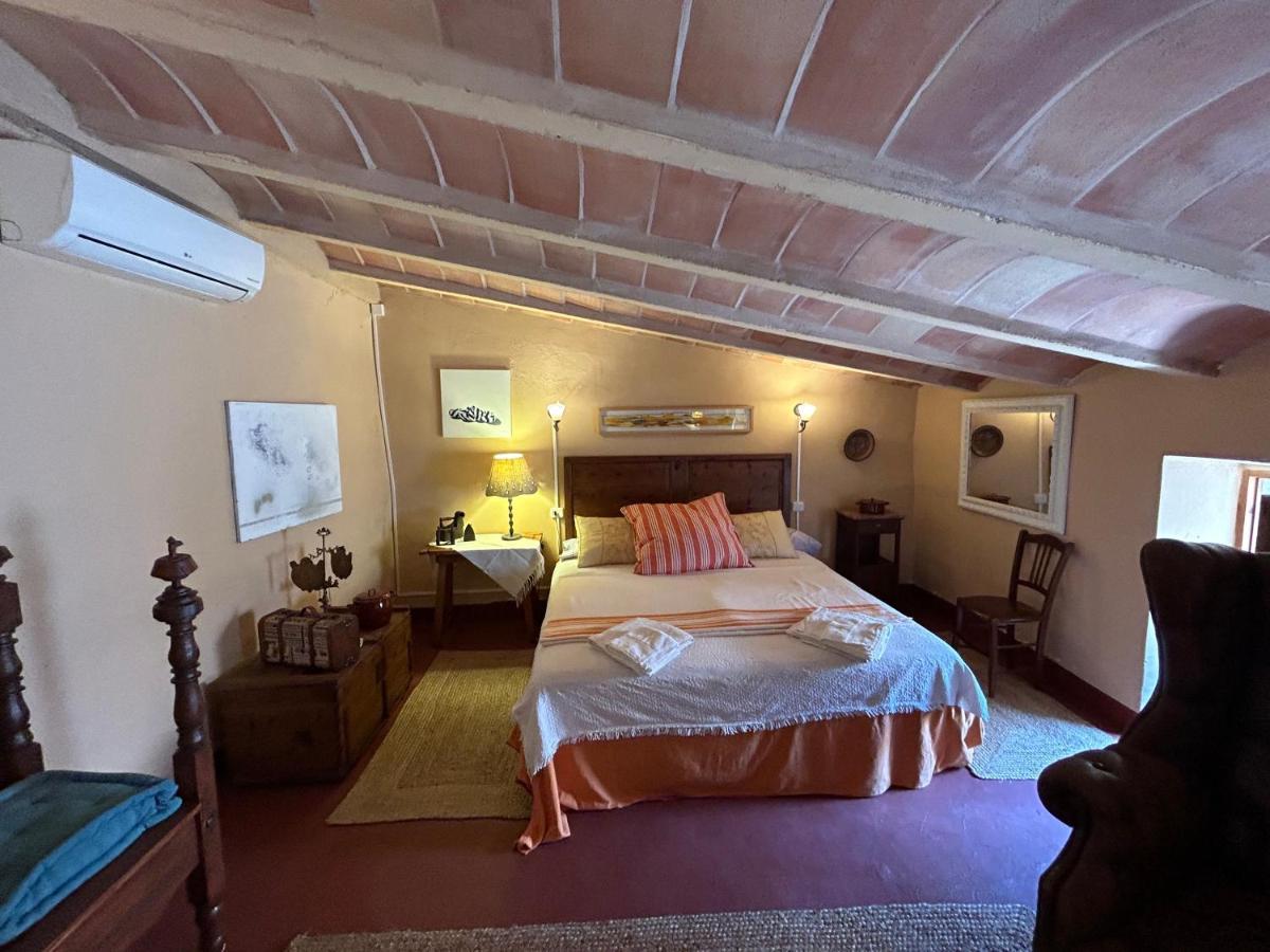 Casa Padrina Burballa Maria De La Salut Bagian luar foto