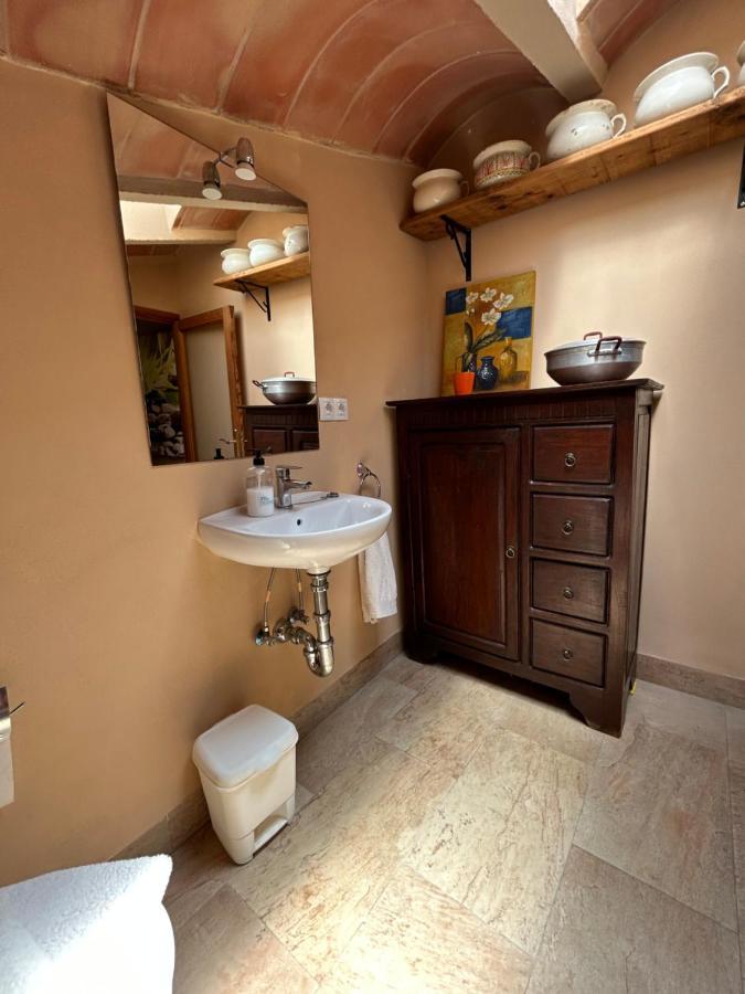 Casa Padrina Burballa Maria De La Salut Bagian luar foto