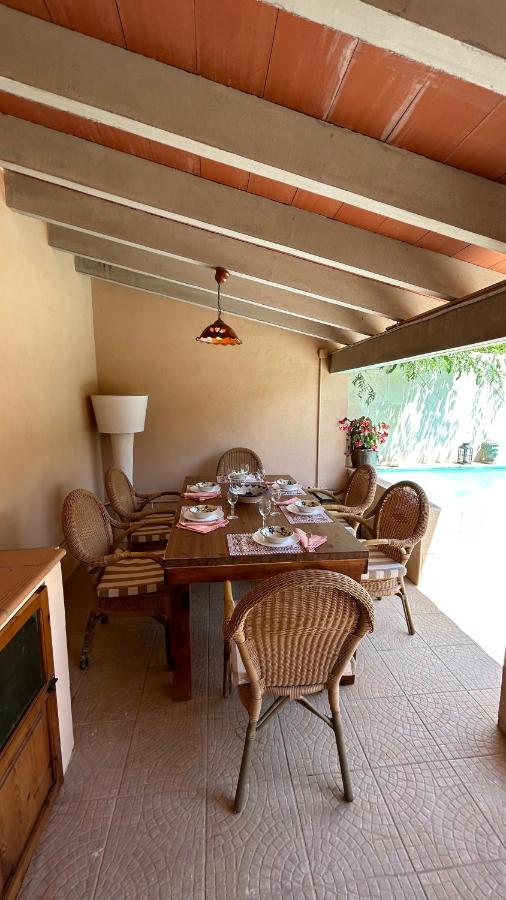 Casa Padrina Burballa Maria De La Salut Bagian luar foto