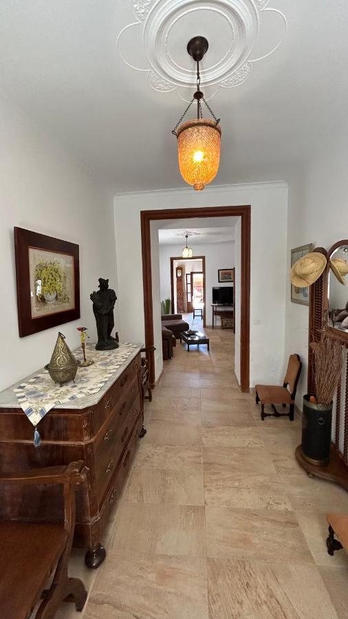Casa Padrina Burballa Maria De La Salut Bagian luar foto