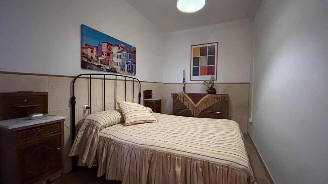 Casa Padrina Burballa Maria De La Salut Bagian luar foto